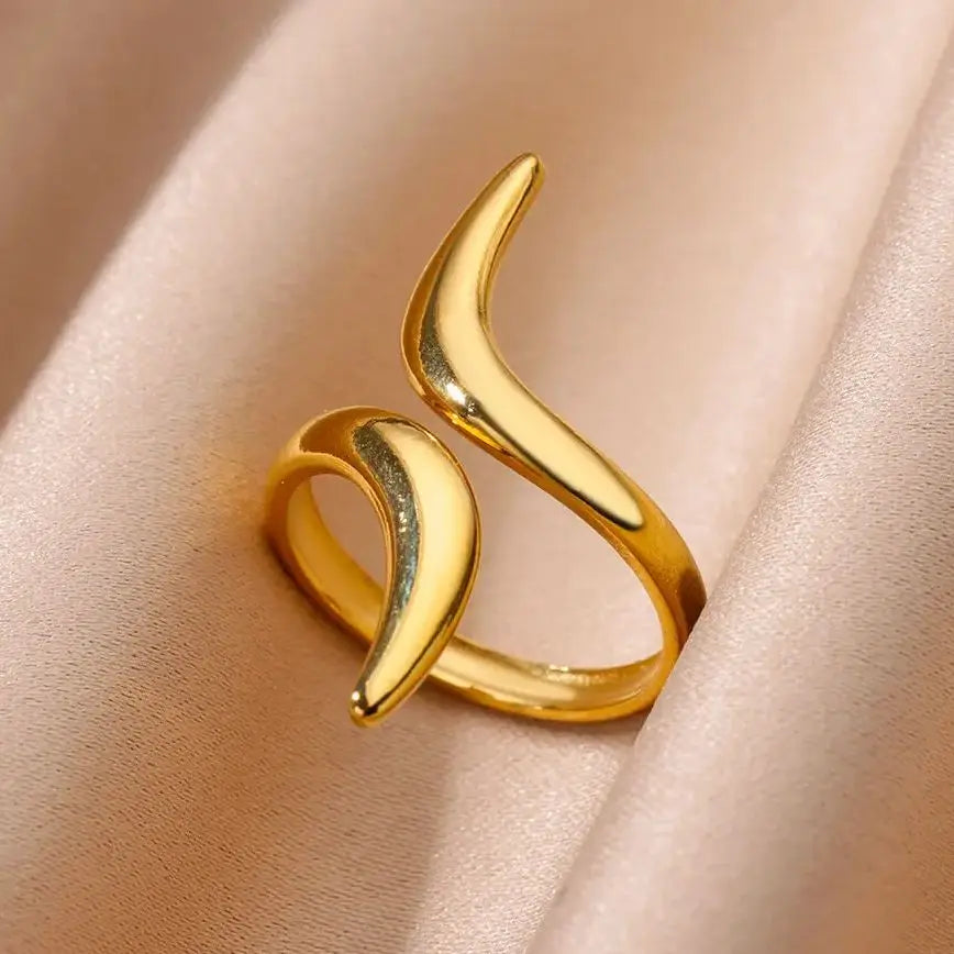 Liliana Ring